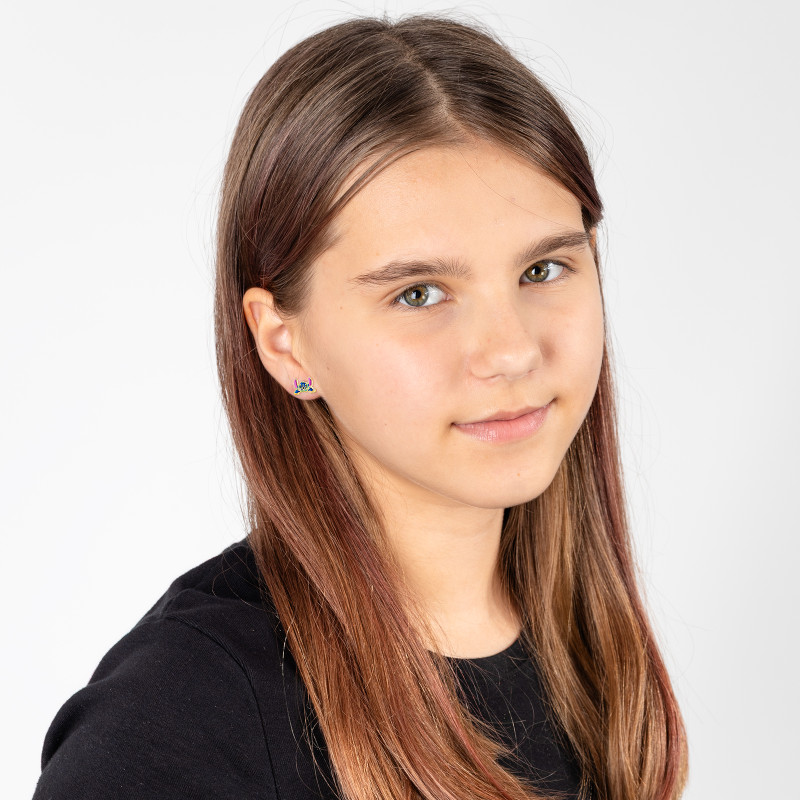 Pozłacane kolczyki srebrne 925 z emalią Leżący Stich dla małej damy PREZENT