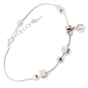 Srebrna bransoletka cyrkoniowe kostki