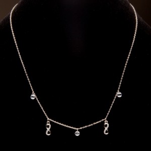 Srebrny naszyjnik zawieszki nieskończoność