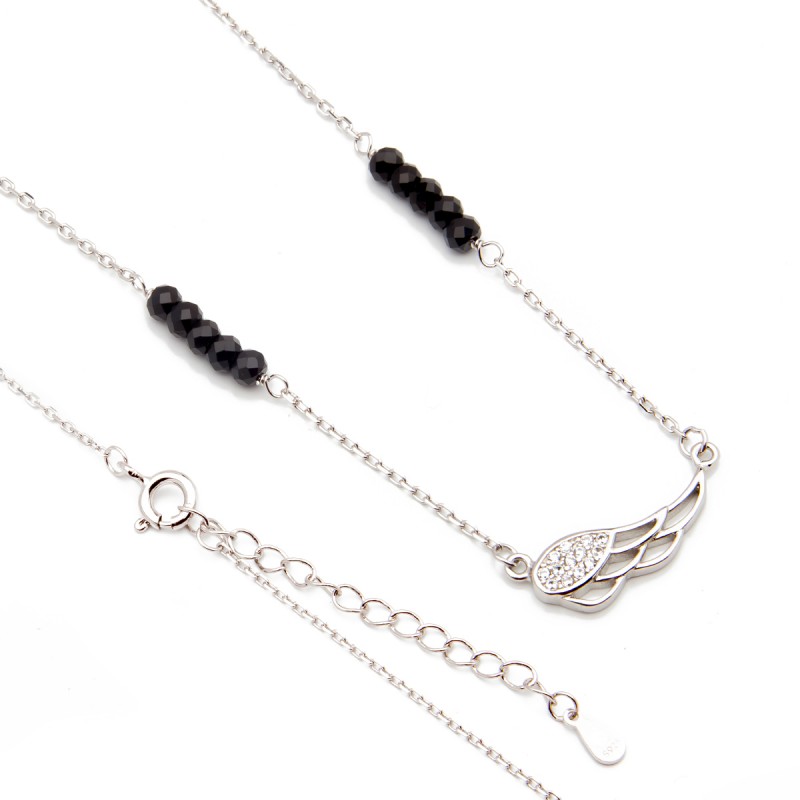 Srebrny naszyjnik skrzydlata zawieszka