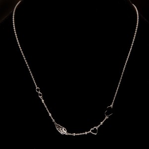 Srebrny naszyjnik miłosna historia