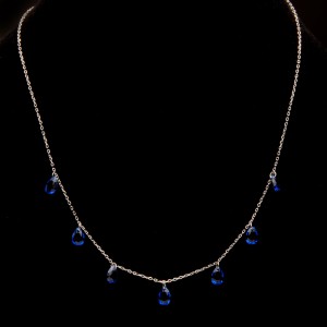 Srebrny naszyjnik granatowe zwierciadło