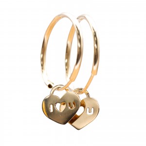 Złote kolczyki I love you