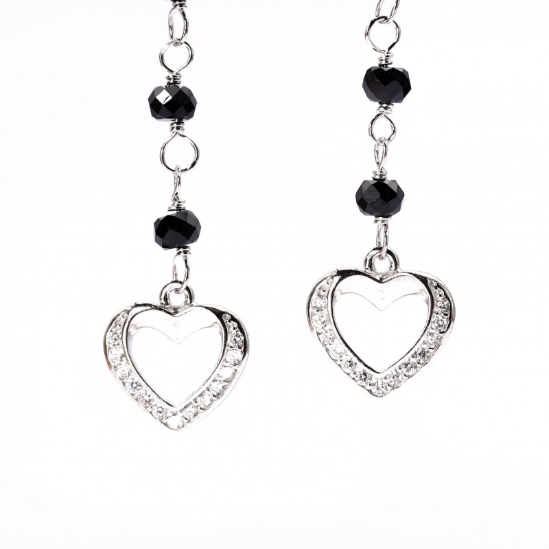 Srebrne kolczyki wiszące serca onyks
