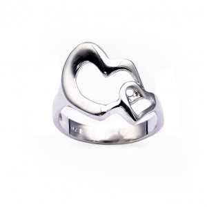Srebrny pierścionek połączone serca
