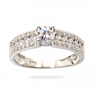 Srebrny pierścionek 925 z białą cyrkonią