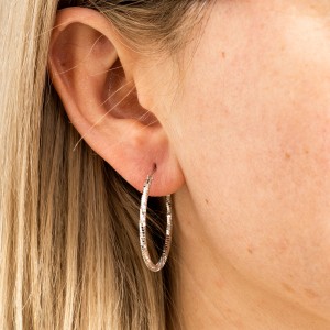 Srebrne zdobione kolczyki Koła 25 mm