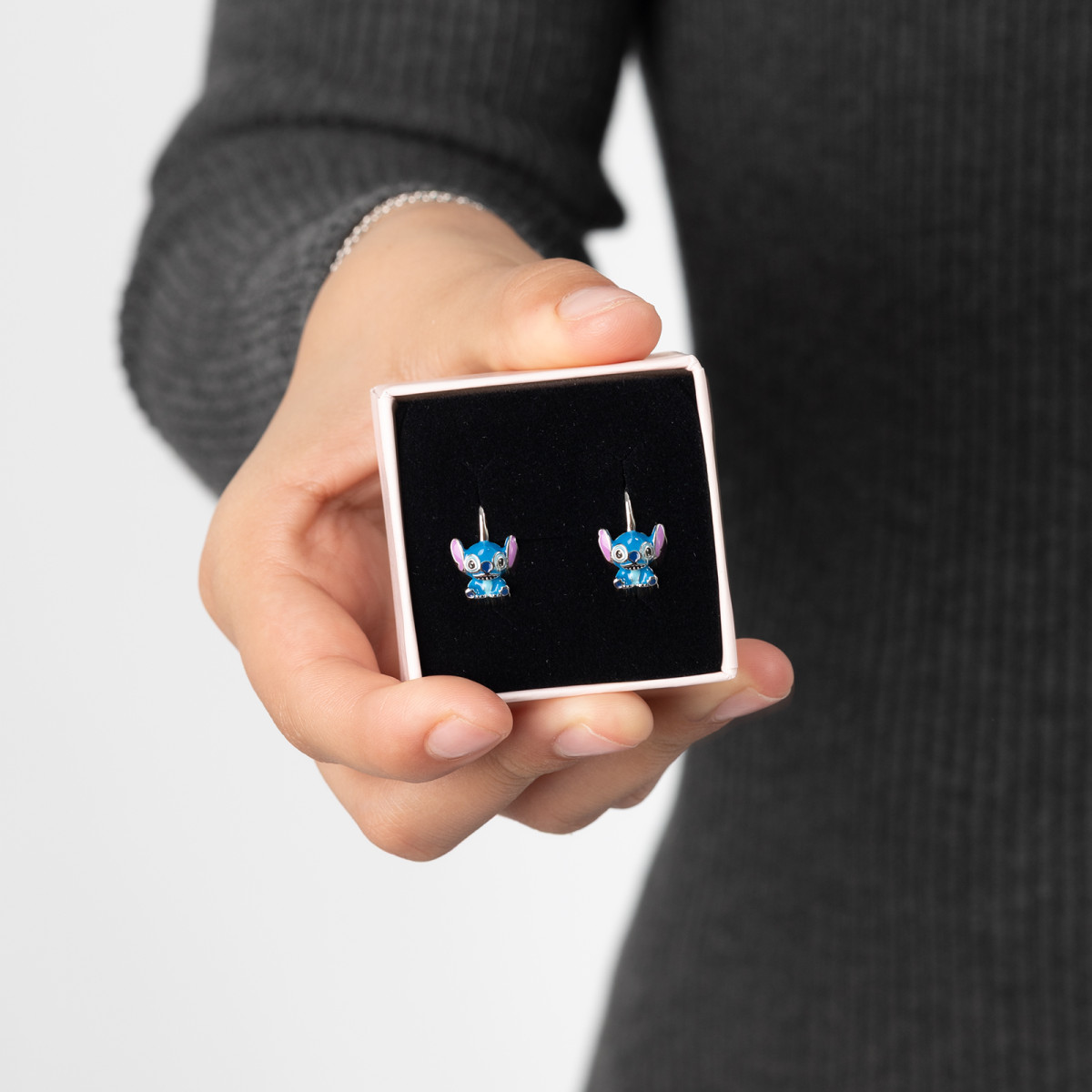 kolczyki-angielskie-stich-pudełko-3d