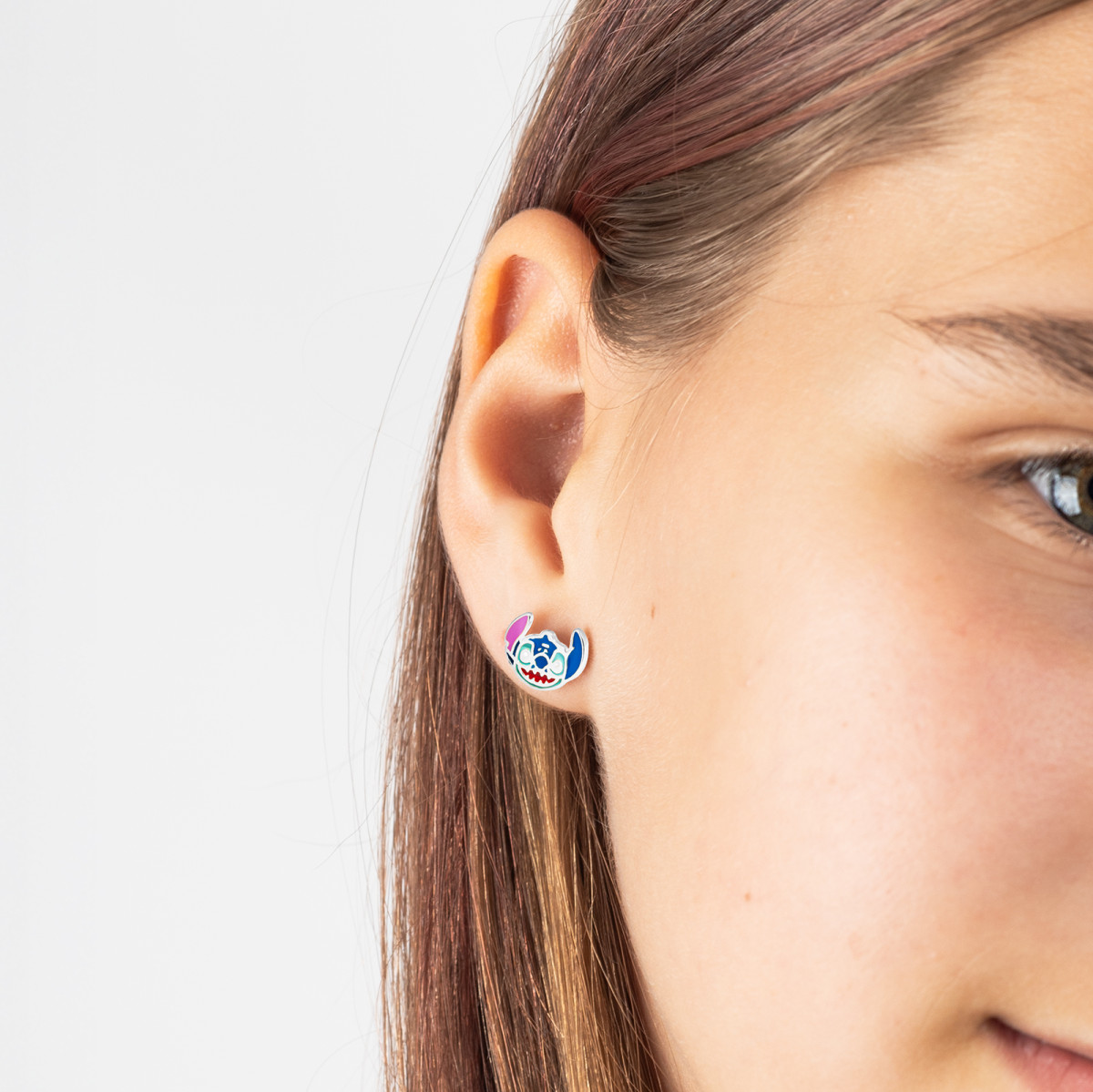 kolczyki-stich-stitch-leżący-pozłacane