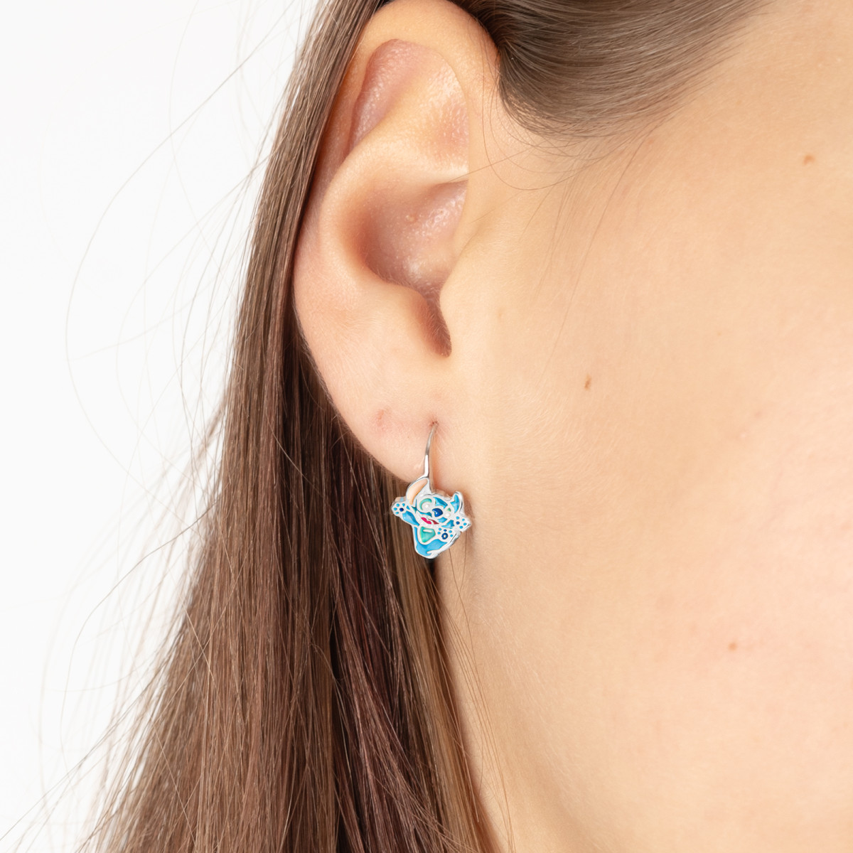 kolczyki-angielskie-stich-na-uchu